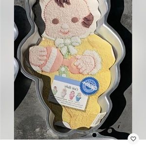 Wilton Retired Cake Pan Cute Baby/Christening Birth